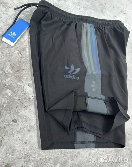 Шорты Adidas рефлективные
