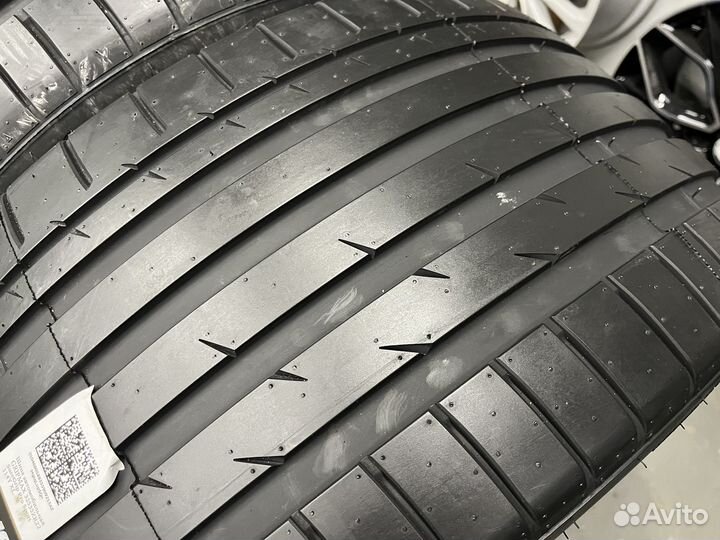 Gripmax SureGrip Pro Sport 285/40 R22 и 325/35 R22 110Y