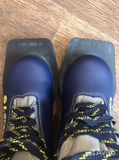 Лыжные ботинки 32 размер