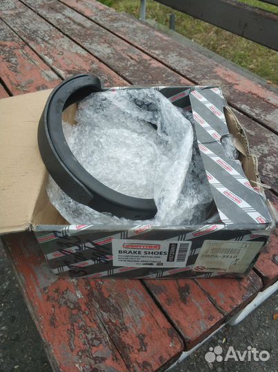 Колодки ручника mazda cx-7,Rexton