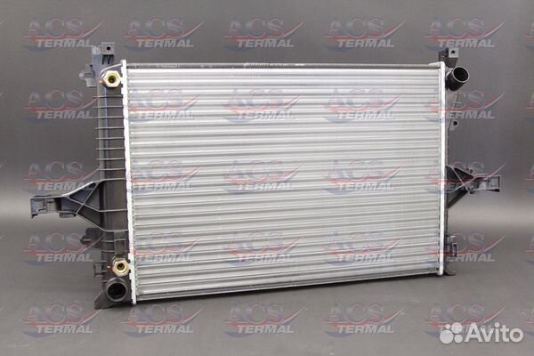 Радиатор охлаждения Вольво S60/S80/V70/xс70 00- AT