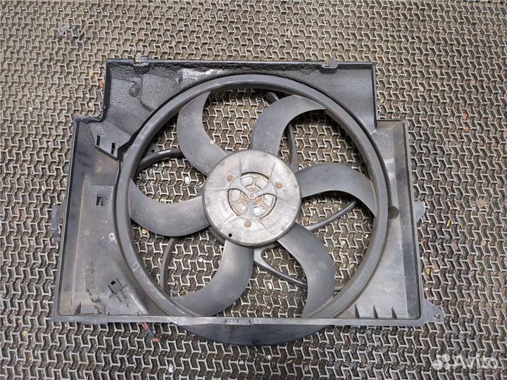 Вентилятор радиатора BMW 3 E90, E91, E92, E93, 200