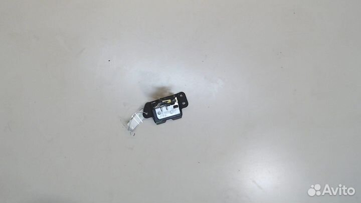 Замок багажника Hyundai i10, 2010