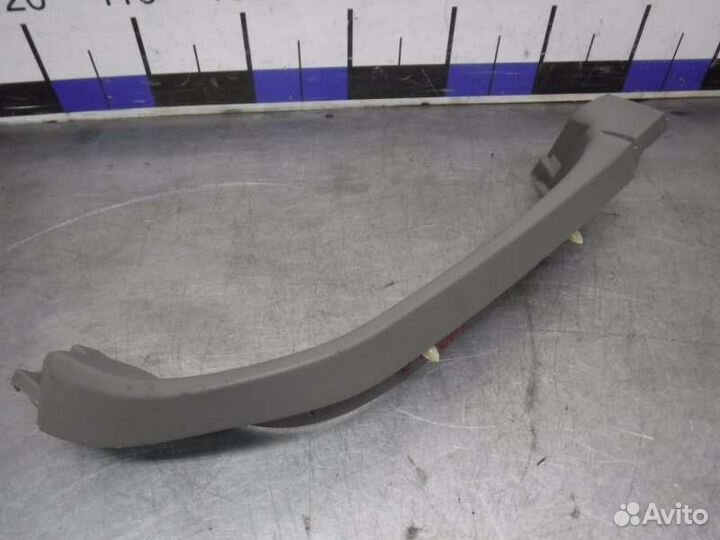 Обшивка двери задка задняя правая Mitsubishi