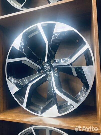 Диски R22 5x112 для Audi Q8 Q7