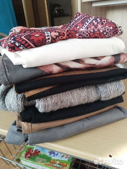 Вещи женские пакетом 42