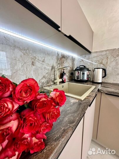 П образная кухня на заказ. Фабрика