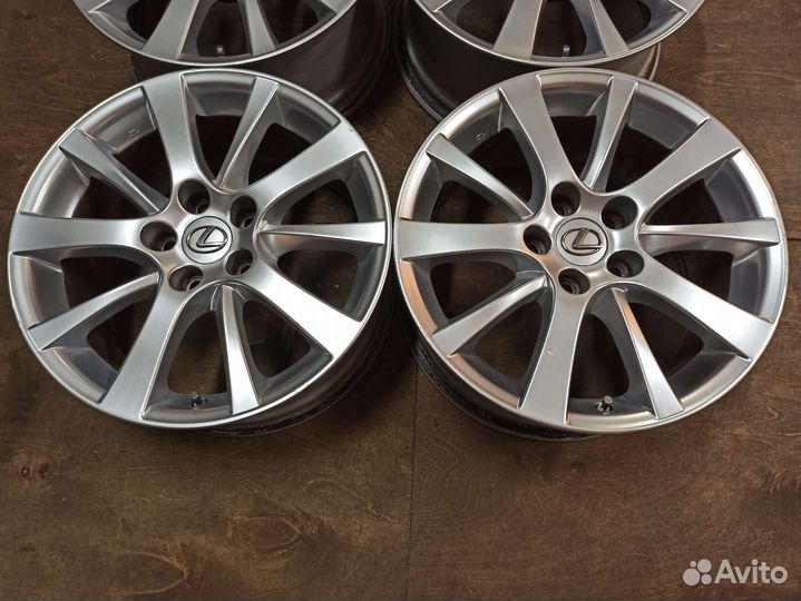 Диски 17 5х114,3 ET45 оригинал Lexus IS из Японии