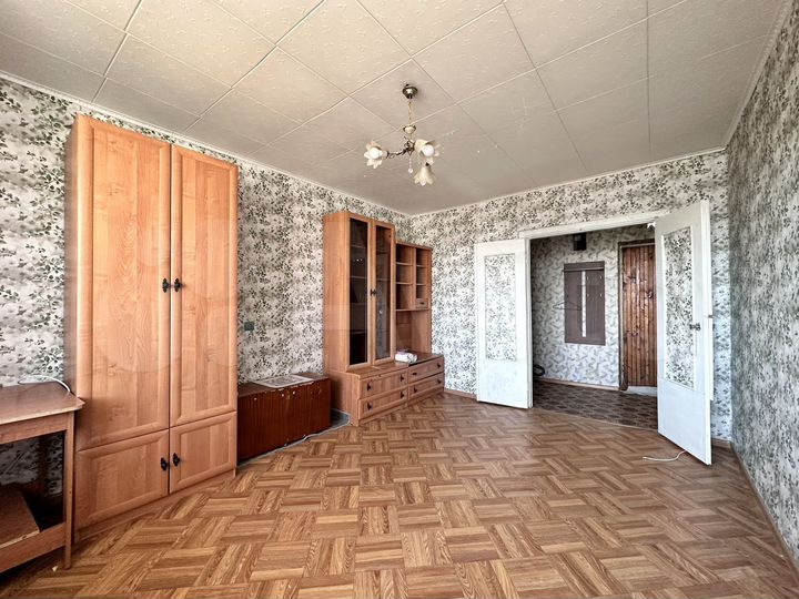 2-к. квартира, 54 м², 9/10 эт.