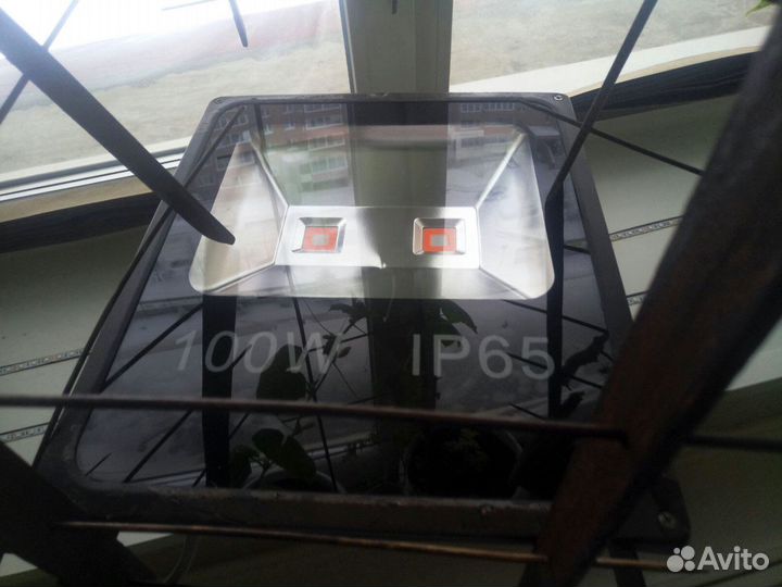 Фитолампа прожектор, мощность от 50ват полн.спектр