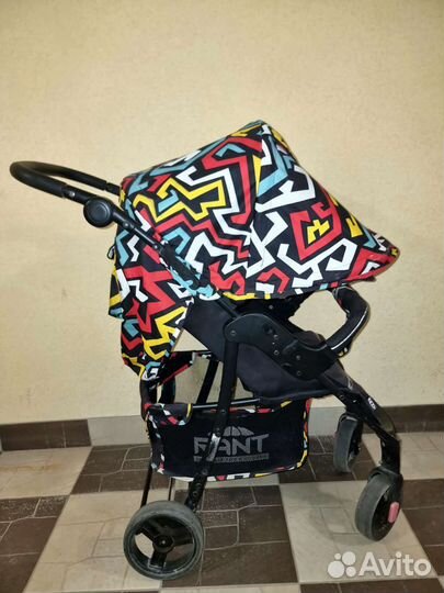 Прогулочная коляска