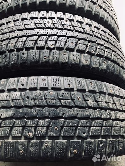 Dunlop SP Winter Ice 01 205/60 R16