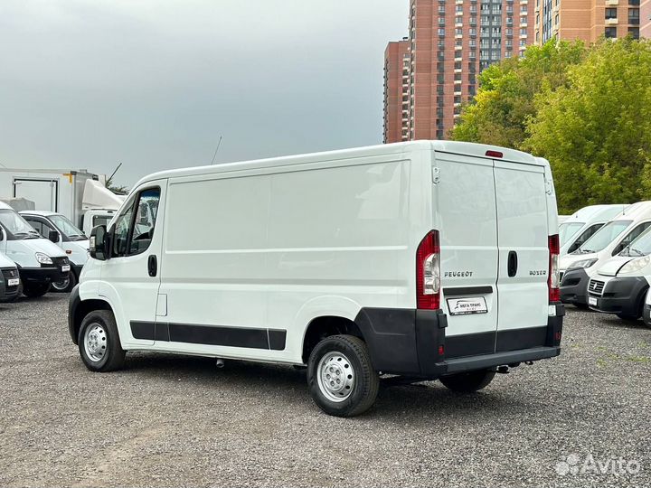 Peugeot Boxer цельнометаллический, 2013