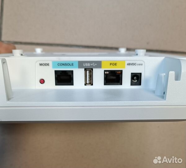 Точка доступа Cisco AIR-AP1832I-R-K9