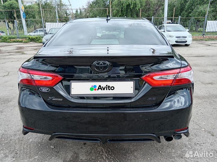 Toyota Camry 2.5 AT, 2019, 90 000 км