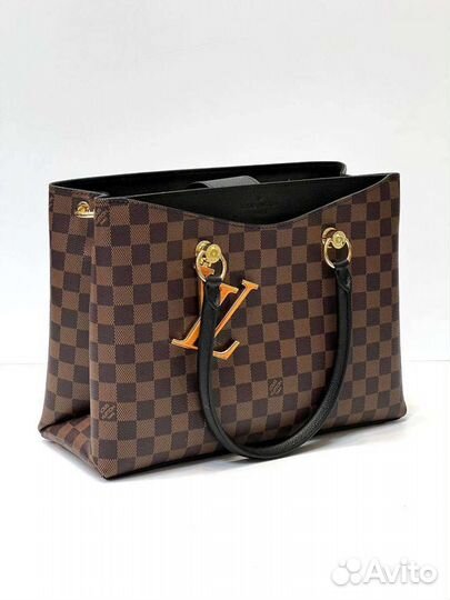 Сумка Louis Vuitton