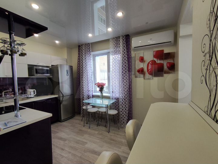 3-к. квартира, 85 м², 10/10 эт.