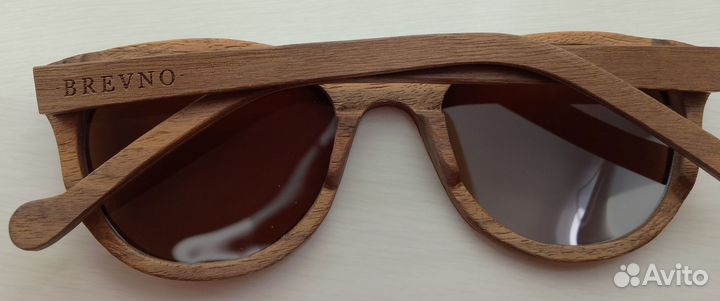 Солнечные очки женские