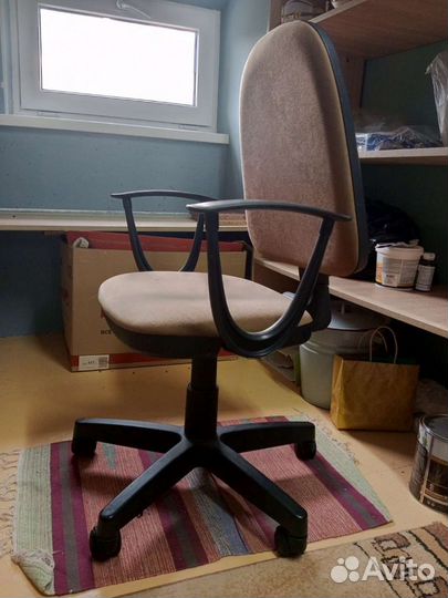 Компьютерное кресло