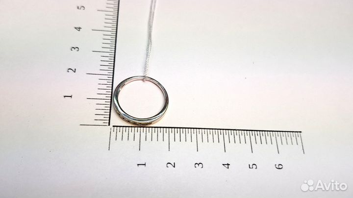 Кольцо с природным камнем Золото