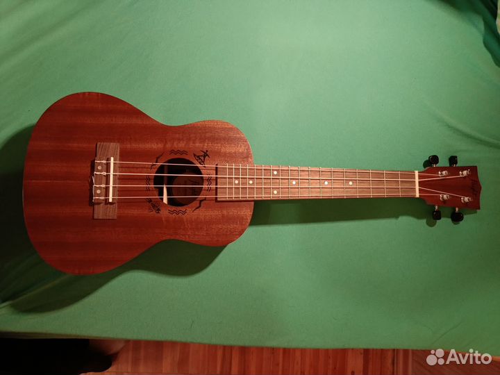 Концертная укулеле