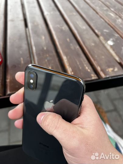 iPhone X, 64 ГБ