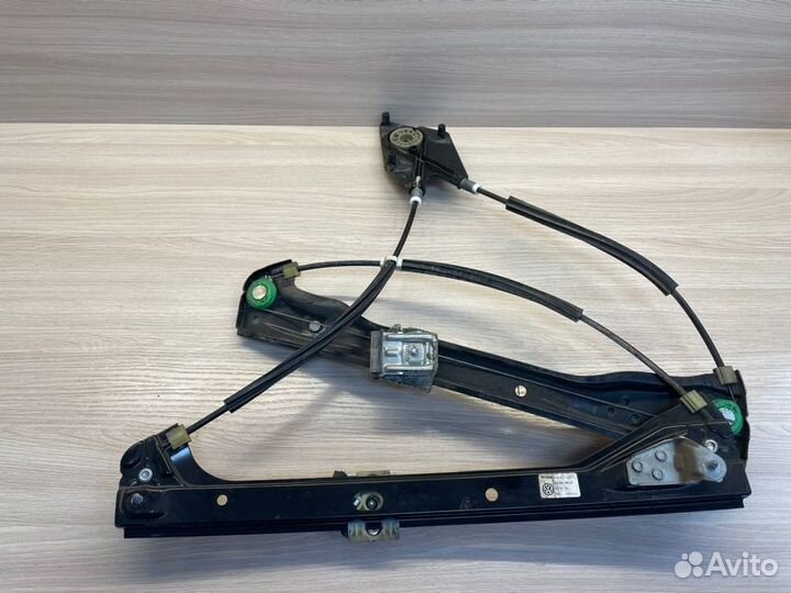 Трапеция стеклоподъемника передняя левая