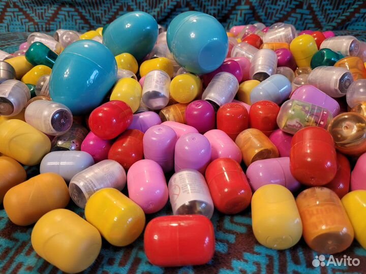 Киндер сюрприз Чупа Чупс капсулы с игрушками 287шт