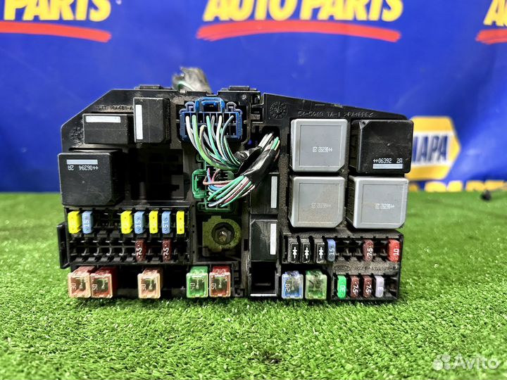 Блок предохранителя Ford Mondeo 3 рест 1.8