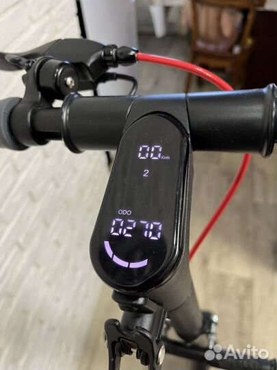 Электросамокат iconbit