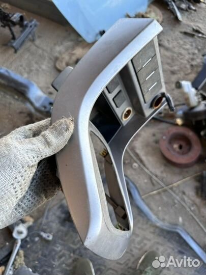 Накладка селектора Geely Emgrand Ec7 EC7