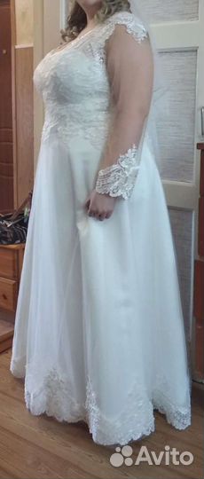 Свадебное платье