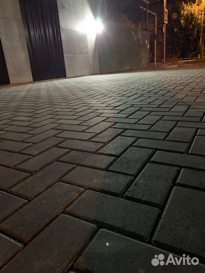 Укладка тротуарной плитки