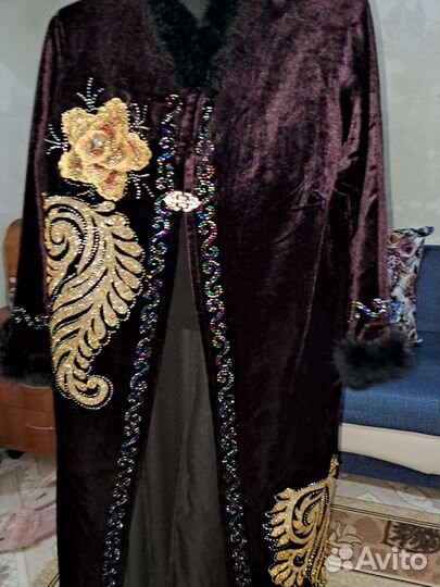 Национальный халат