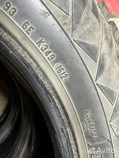 Pirelli Winter Ice Zero 225/65 R17