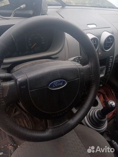 Подушка безопасности в руль Ford Fusion