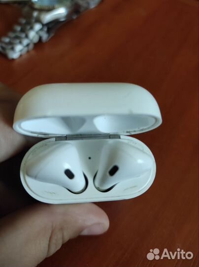 Airpods 2