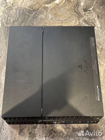 Прошитая PS4 с двумя джойстиками