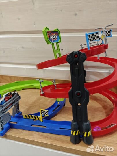 Трек для машинок