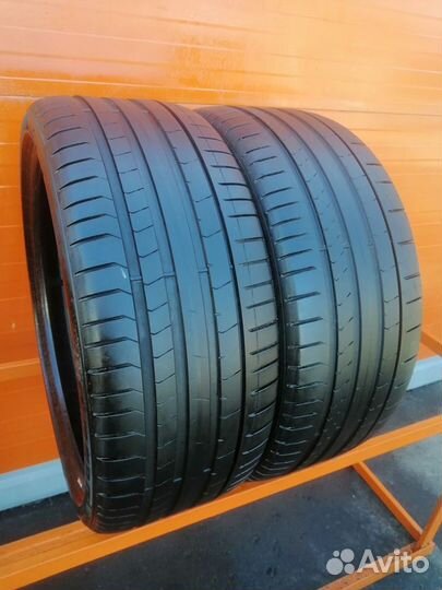 Pirelli P Zero PZ4 265/35 R22 102V