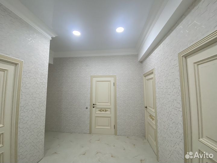 Поклейка обоев