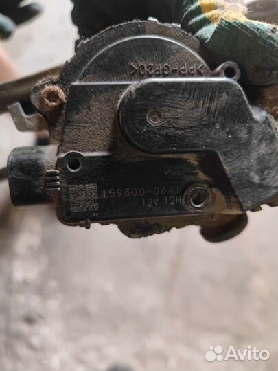 Трапеция стеклоочистителей mazda 6 gg