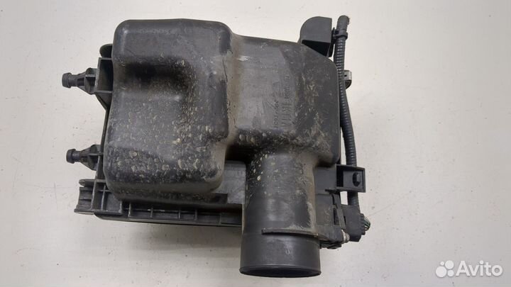 Корпус воздушного фильтра Nissan Juke, 2011