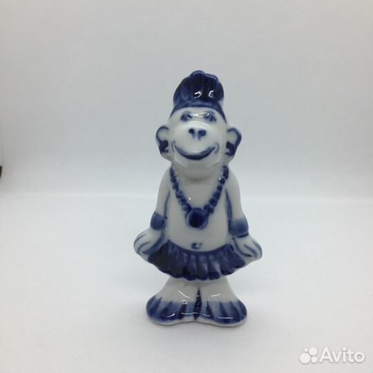 Боксерская перчатка Скульптура гжель