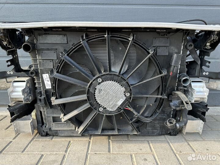 BMW G30 G32 G11 G12 кассета радиаторов бензин