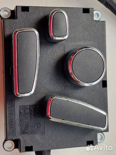 Блок кнопок сидения kdnbuj80008A