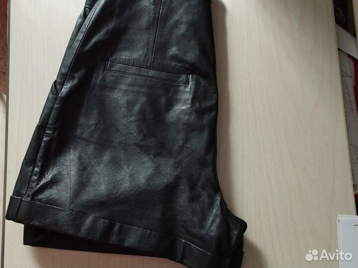 Кожаные шорты Mango S