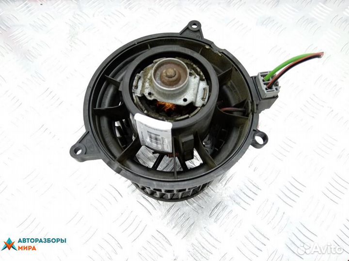 Моторчик печки Ford Fiesta 5 2006 1252926