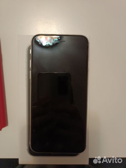 iPhone SE (2020), 64 ГБ