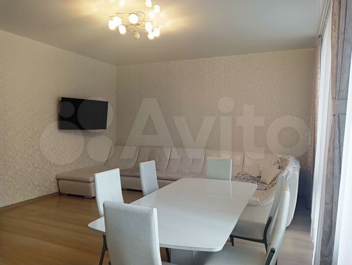 3-к. квартира, 108,1 м², 1/6 эт.